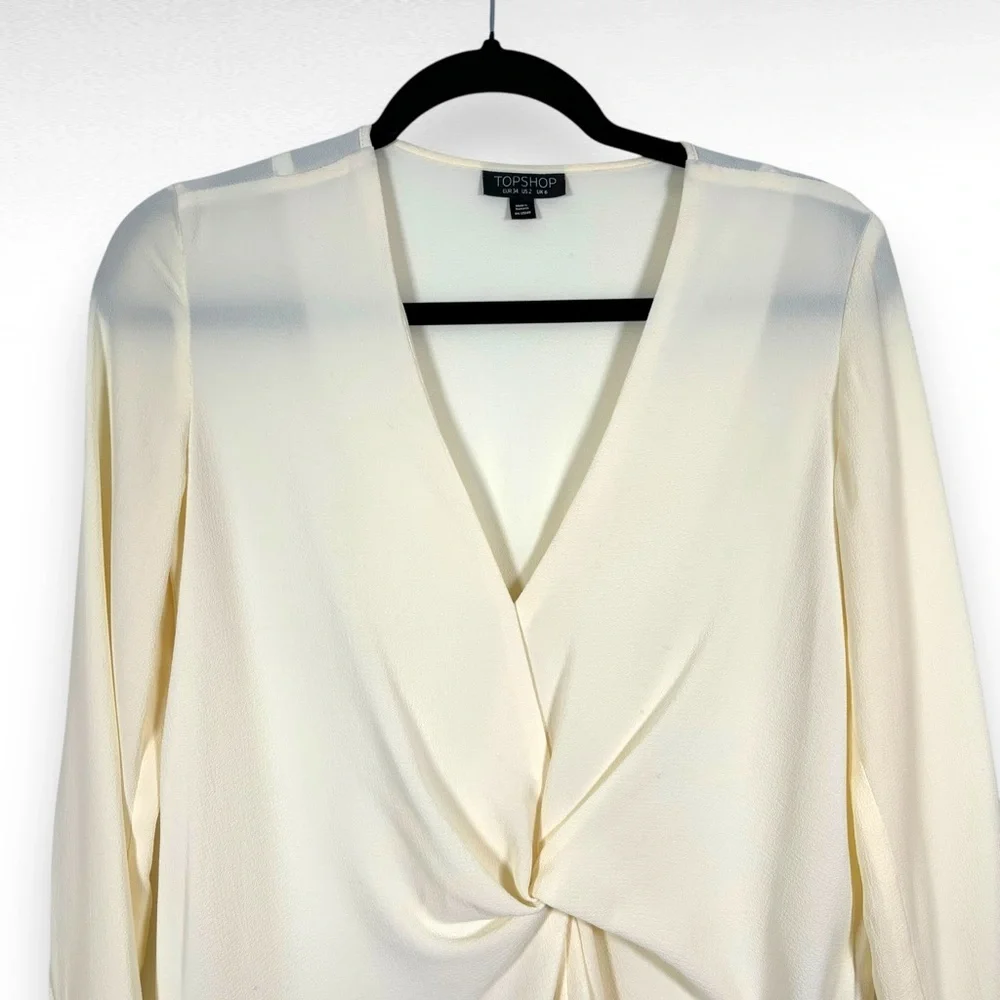 Topshop Blouse Size Xs Cream Vneck Office Minimalist Business Neutral Oldmoney - Picture 3 of 9